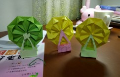 超级简单的手工DIY折纸教程 幸福的摩天轮折叠方法(2)