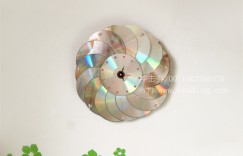 真正的脑洞 用光盘打造漂亮时尚的小挂钟做法