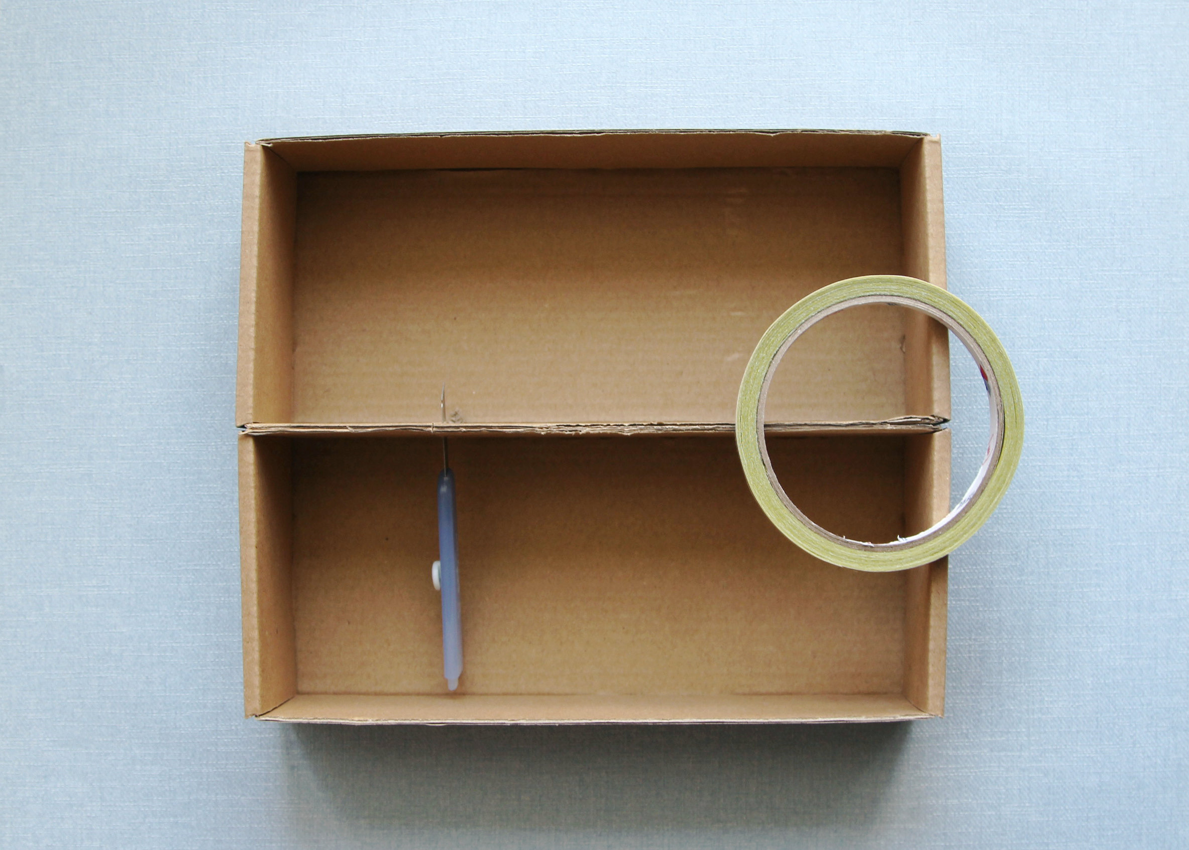 手工DIY旧物利用 纸盒玩具柜的做法图解教程插图2